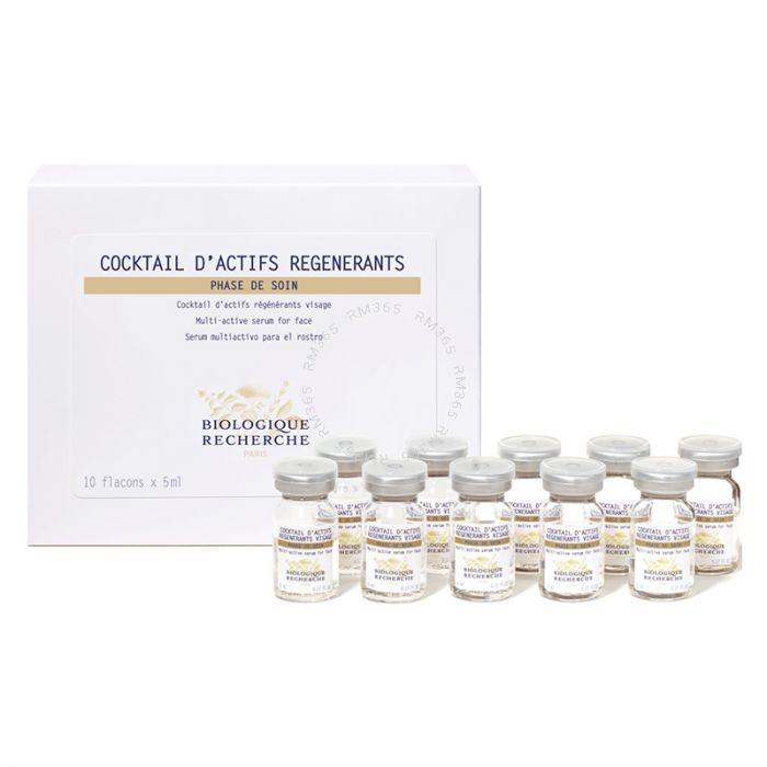 COCKTAIL OF REGENERATING ACTIVE INGREDIENTS FOR THE FACE
The Cocktail d'Actifs Régénérants is a concentrate of 56 regenerating, revitalizing, stimulating and energizing active ingredients derived from the most advanced biotechnology to bring results even