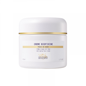 ANTI-AGEING FACE CREAM.

Crème Biofixine belongs to the latest generation of anti-ageing creams. It is enriched with Myorelax Peptide, known for its relaxant effects on the micro-contractions that lead wrinkles and fine expression lines to form.